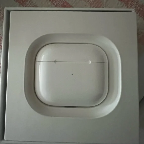 Apple airpod 3rd gen brand new with receipt. Never used!